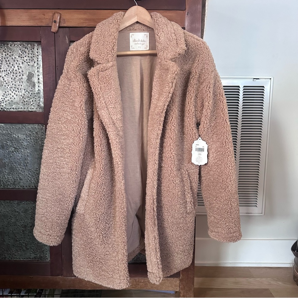 Alter’d State NWT Teddy Bear Faux Shearling Oversized XS Coat Brown Tan
